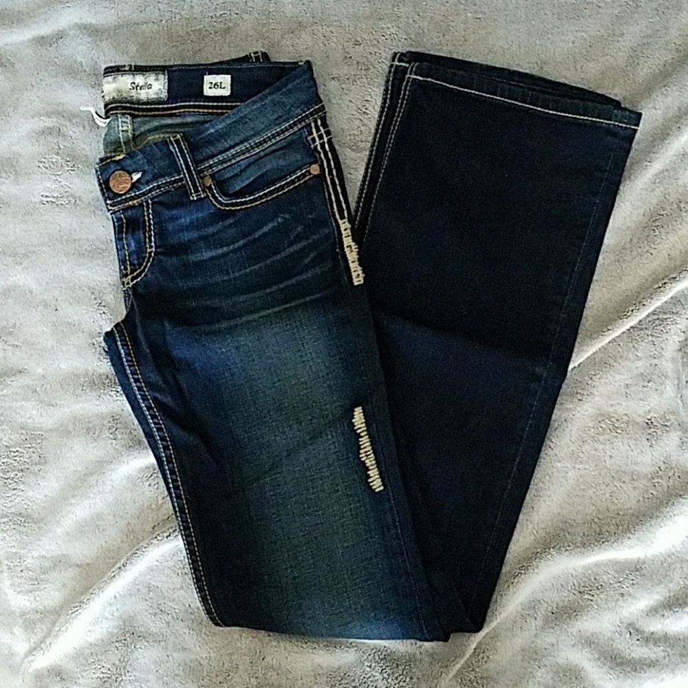 Buckle jeans